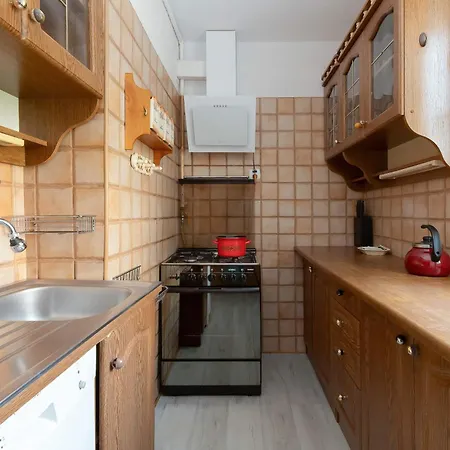 Atmospheric 3city In With Two Bedrooms And Balcony By Renters Appartamento *
